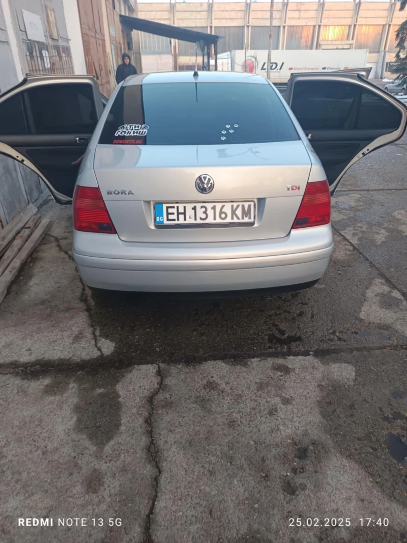 VW Bora с тейч 1, снимка 4 - Автомобили и джипове - 49299677