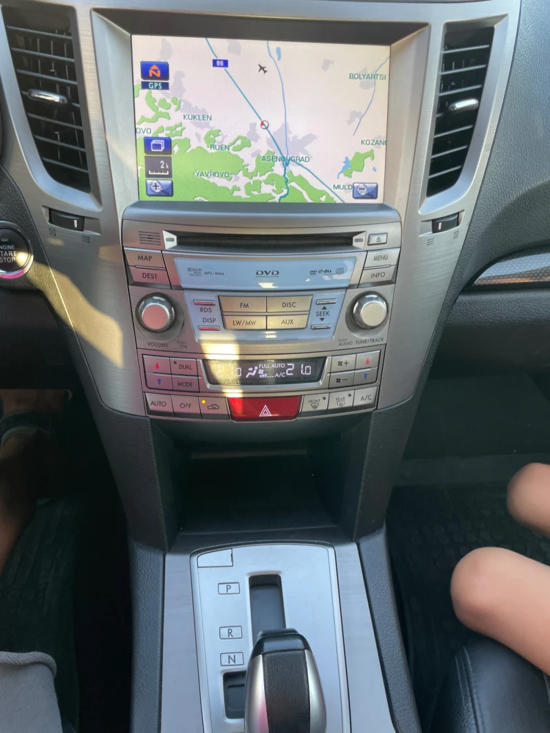 Subaru Legacy 2.5i, снимка 11 - Автомобили и джипове - 52658155