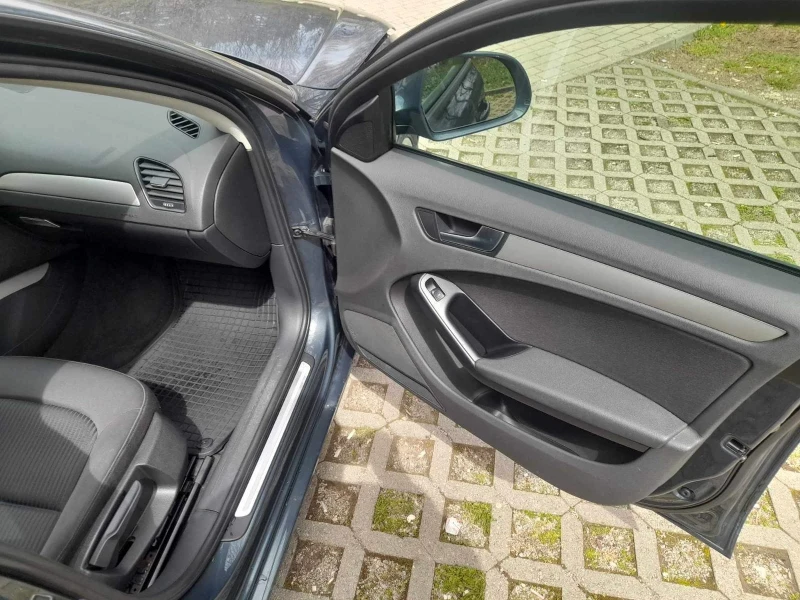 Audi A4, снимка 8 - Автомобили и джипове - 52260156