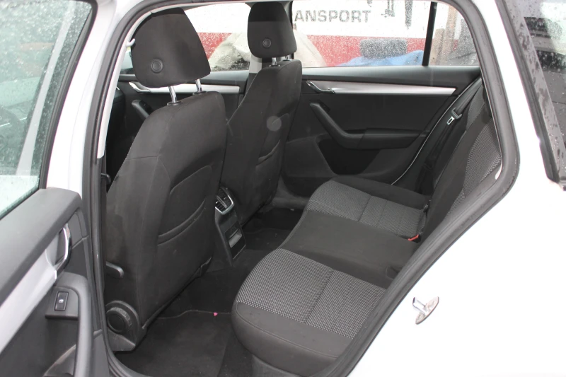 Skoda Octavia ЗА ЧАСТИ, ИТАЛИЯ, НОВ ВНОС, снимка 7 - Автомобили и джипове - 52365210