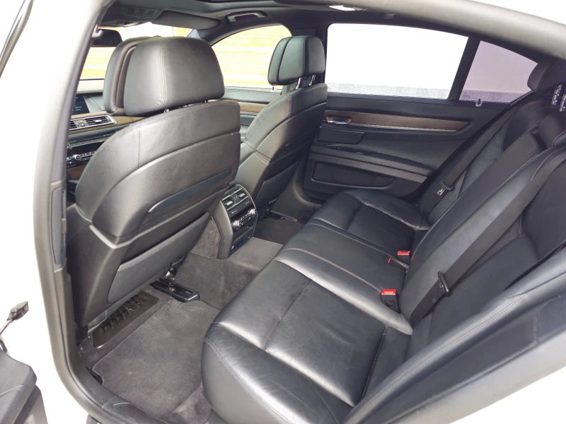 BMW 730 M PACK* ДИСТРОНИК* HEAD-UP* ЛИЗИНГ , снимка 7 - Автомобили и джипове - 52965939