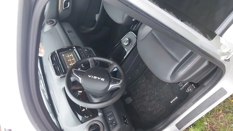 Dacia Spring 65, снимка 7 - Автомобили и джипове - 53061219