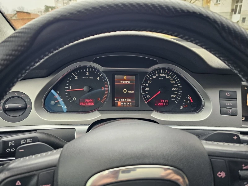 Audi A6, снимка 4 - Автомобили и джипове - 53248198