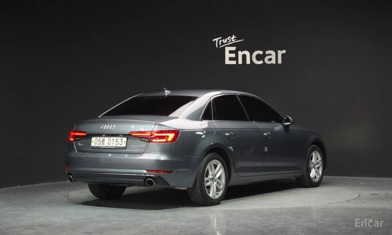 Audi A4, снимка 2 - Автомобили и джипове - 53350919