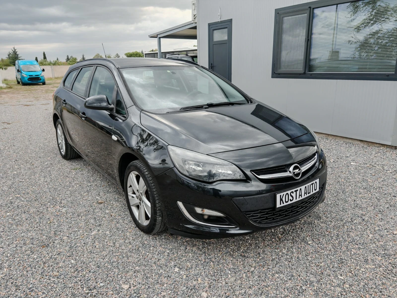 Opel Astra КАТО НОВА , снимка 1