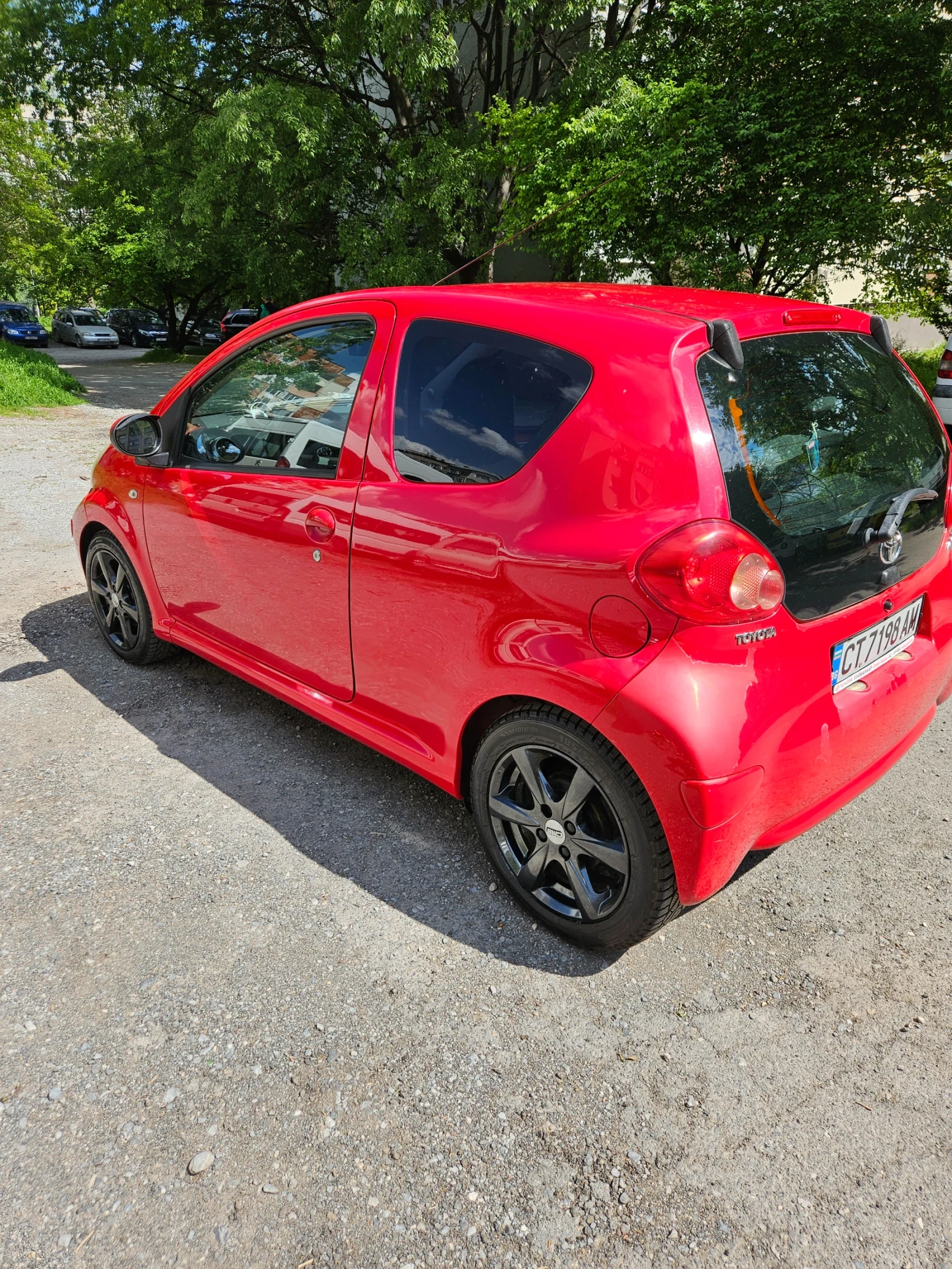 Toyota Aygo 1.0 - изображение 3
