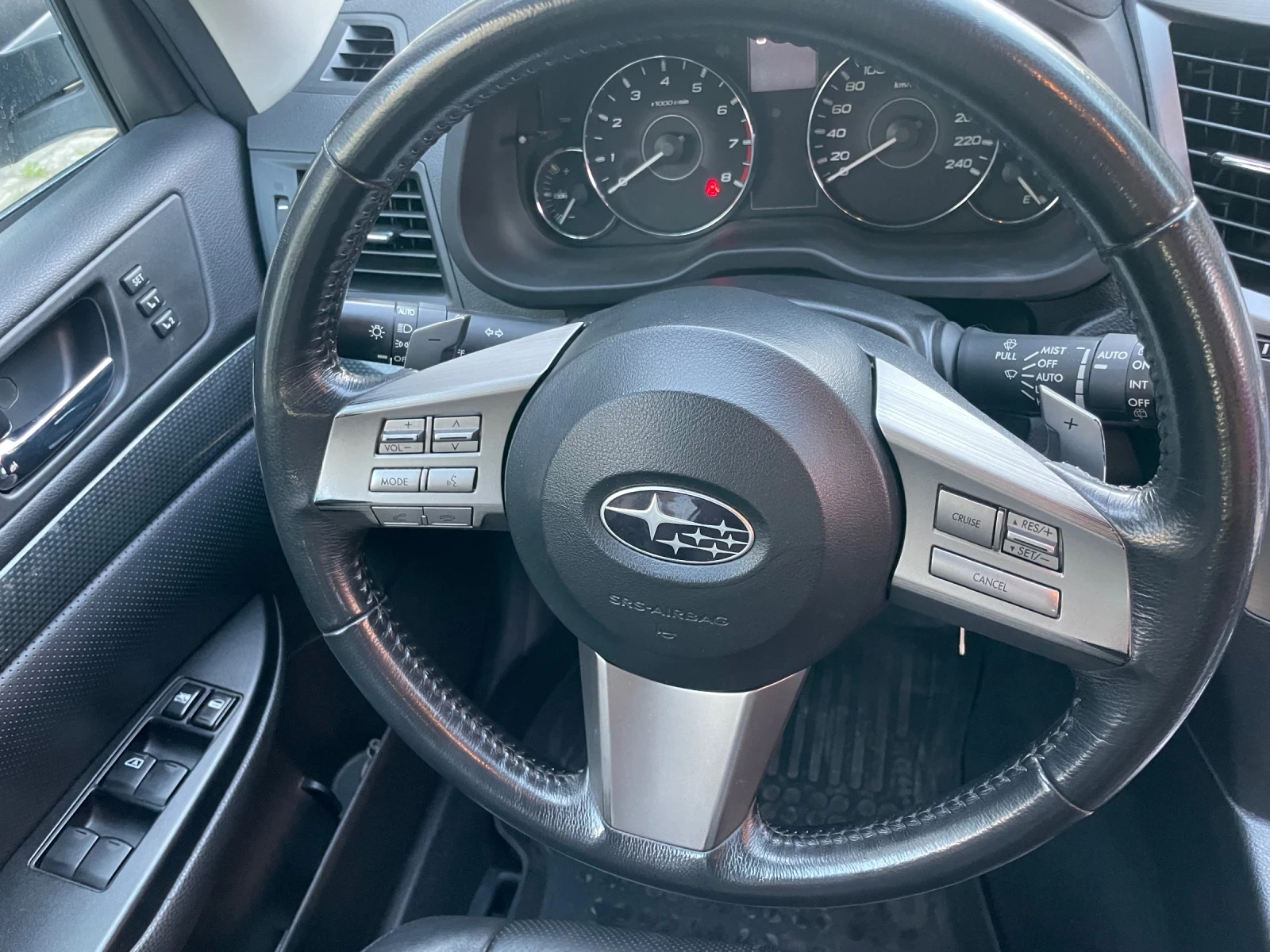 Subaru Legacy 2.5i - изображение 5