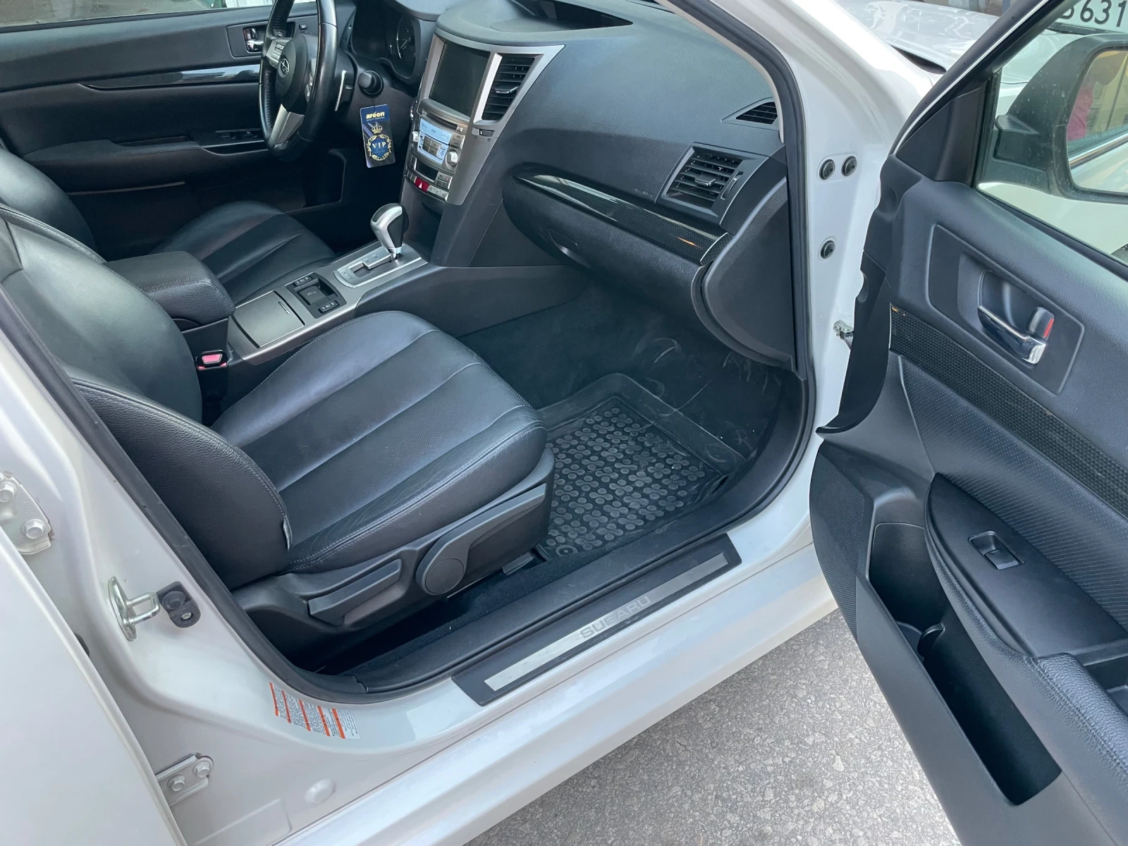 Subaru Legacy 2.5i - изображение 10