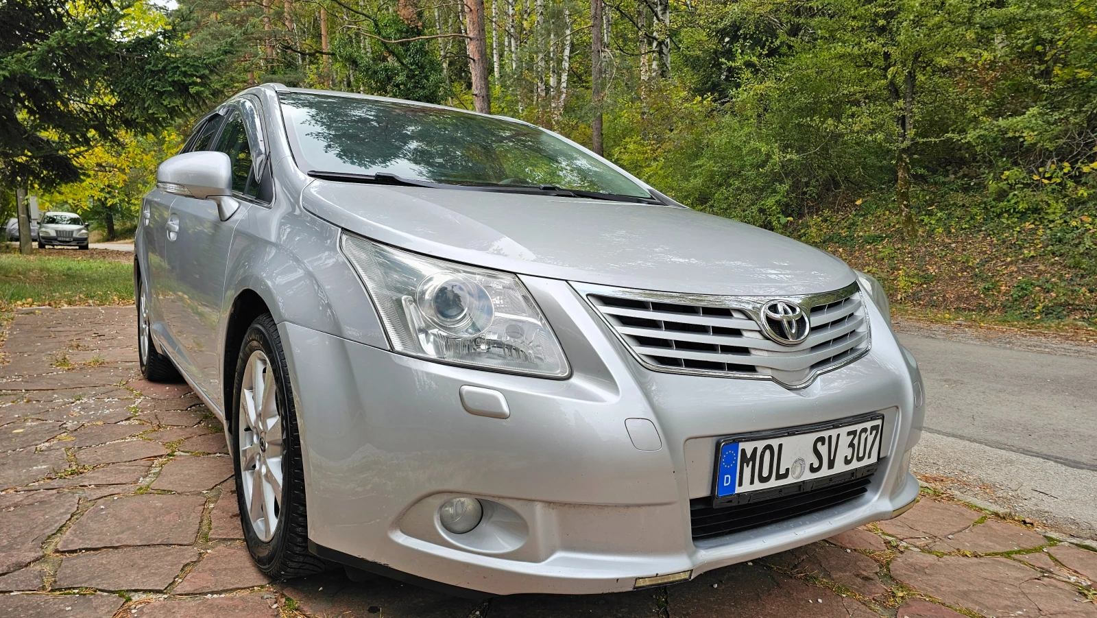Toyota Avensis 1.8 - изображение 8