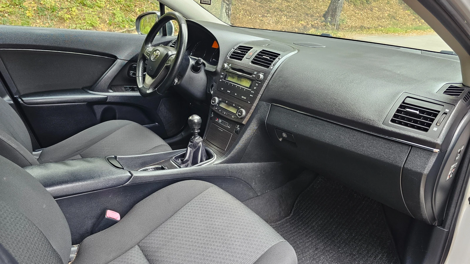 Toyota Avensis 1.8 | Mobile.bg — изображение 13