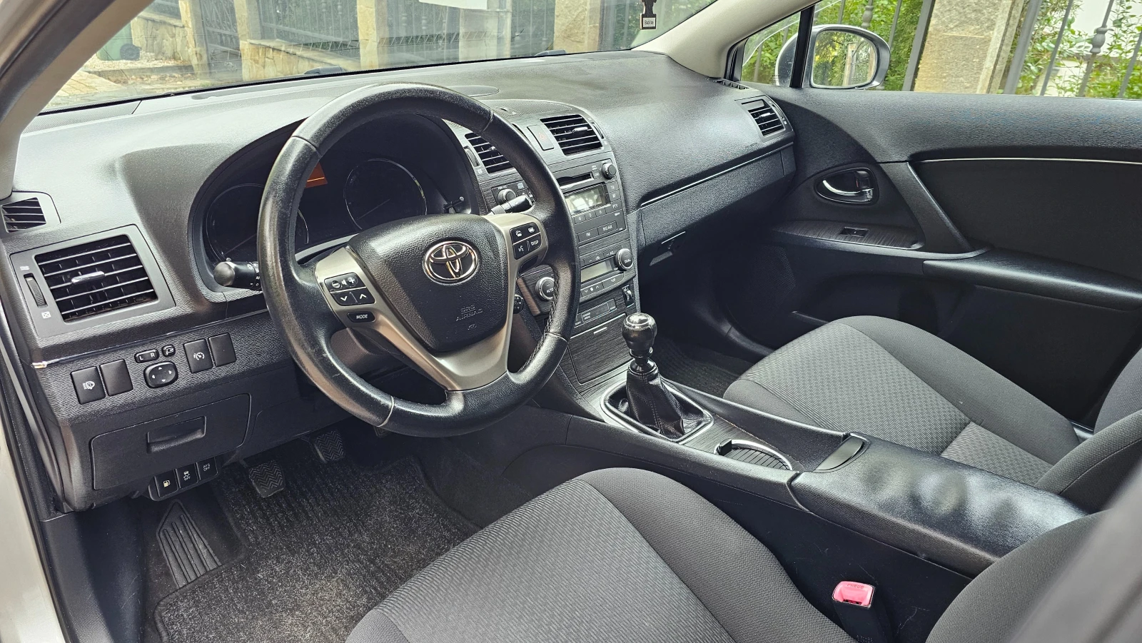 Toyota Avensis 1.8 | Mobile.bg — изображение 11