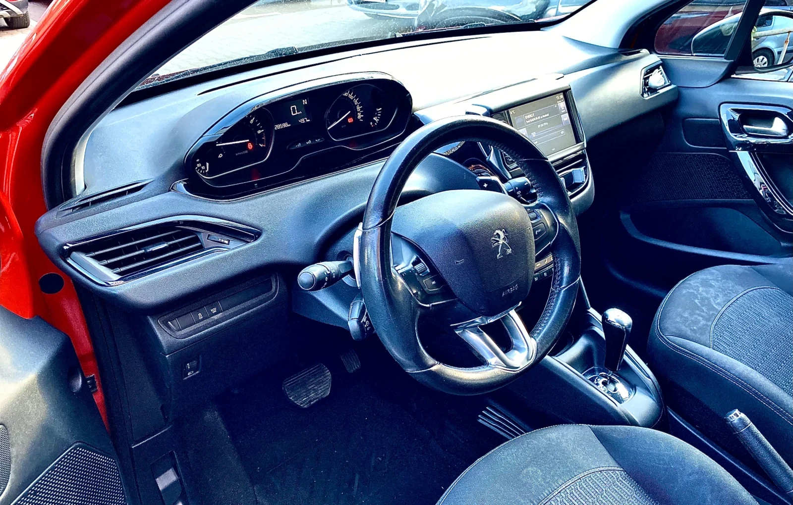 Peugeot 208 | Mobile.bg   8