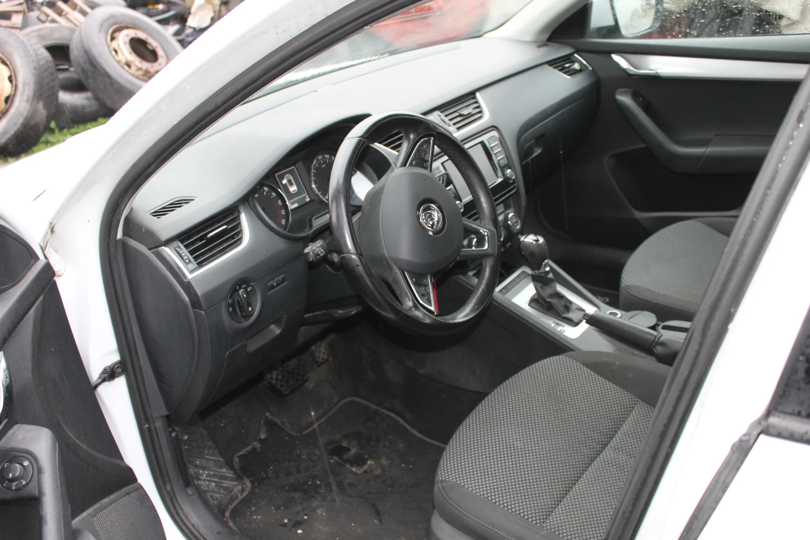 Skoda Octavia ЗА ЧАСТИ, ИТАЛИЯ, НОВ ВНОС - изображение 8