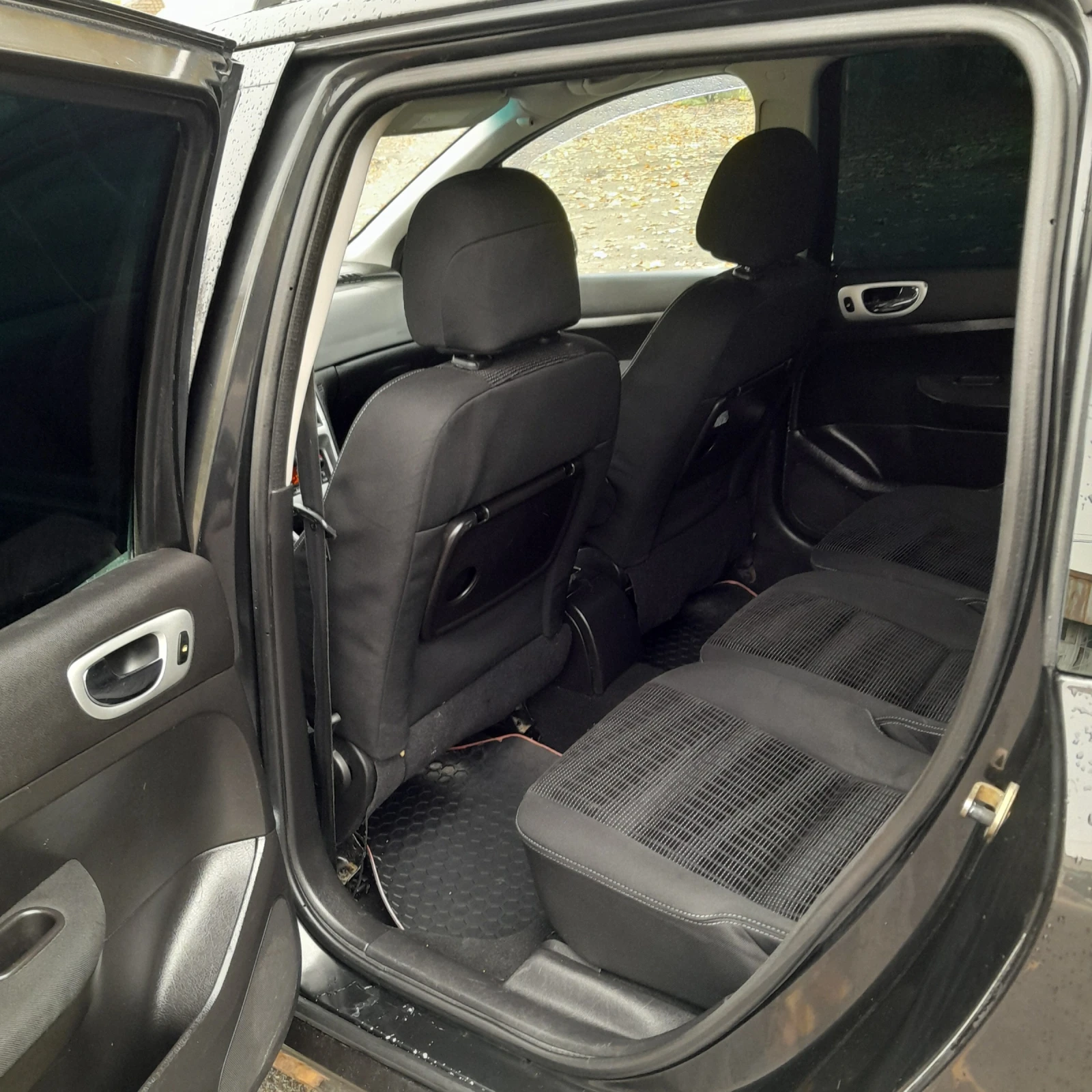 Peugeot 307 1.6.xdi, снимка 11 - Автомобили и джипове - 53818408