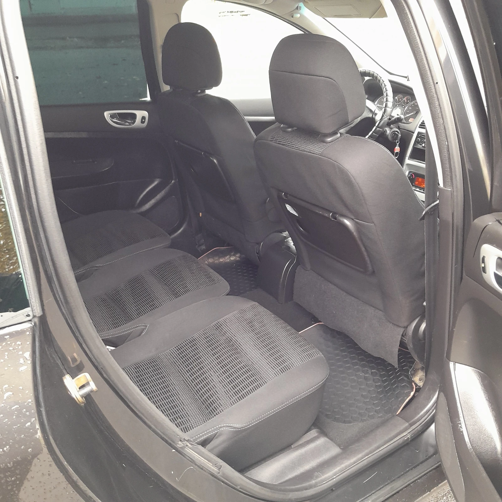 Peugeot 307 1.6.xdi, снимка 6 - Автомобили и джипове - 53818408