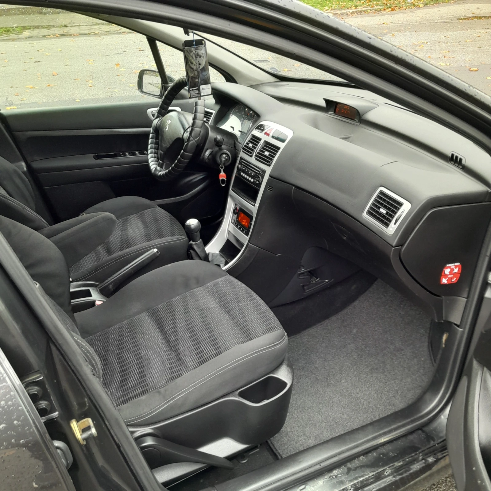 Peugeot 307 1.6.xdi, снимка 5 - Автомобили и джипове - 53818408