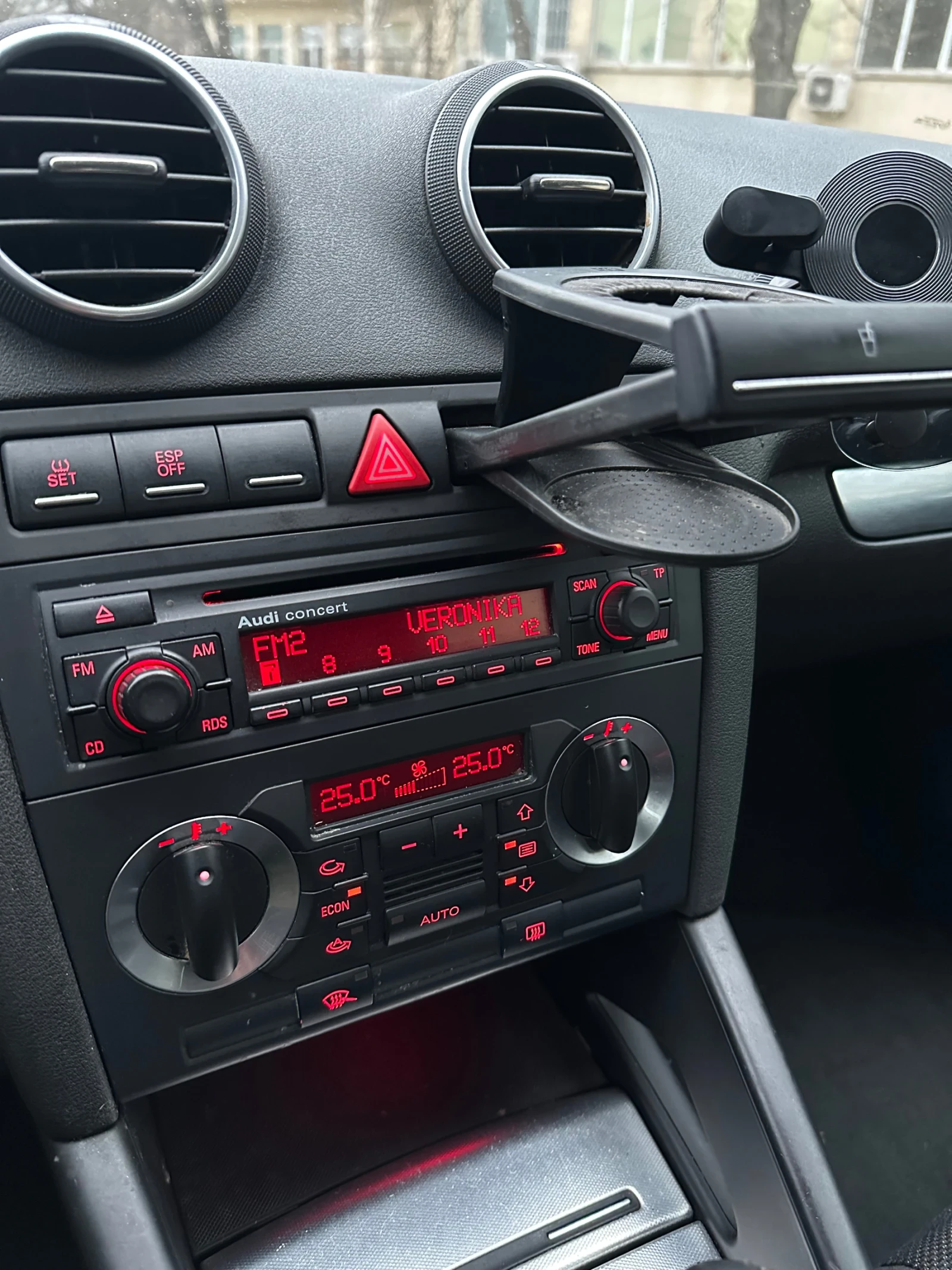 Audi A3 2.0TDi Quattro, снимка 8 - Автомобили и джипове - 53917456