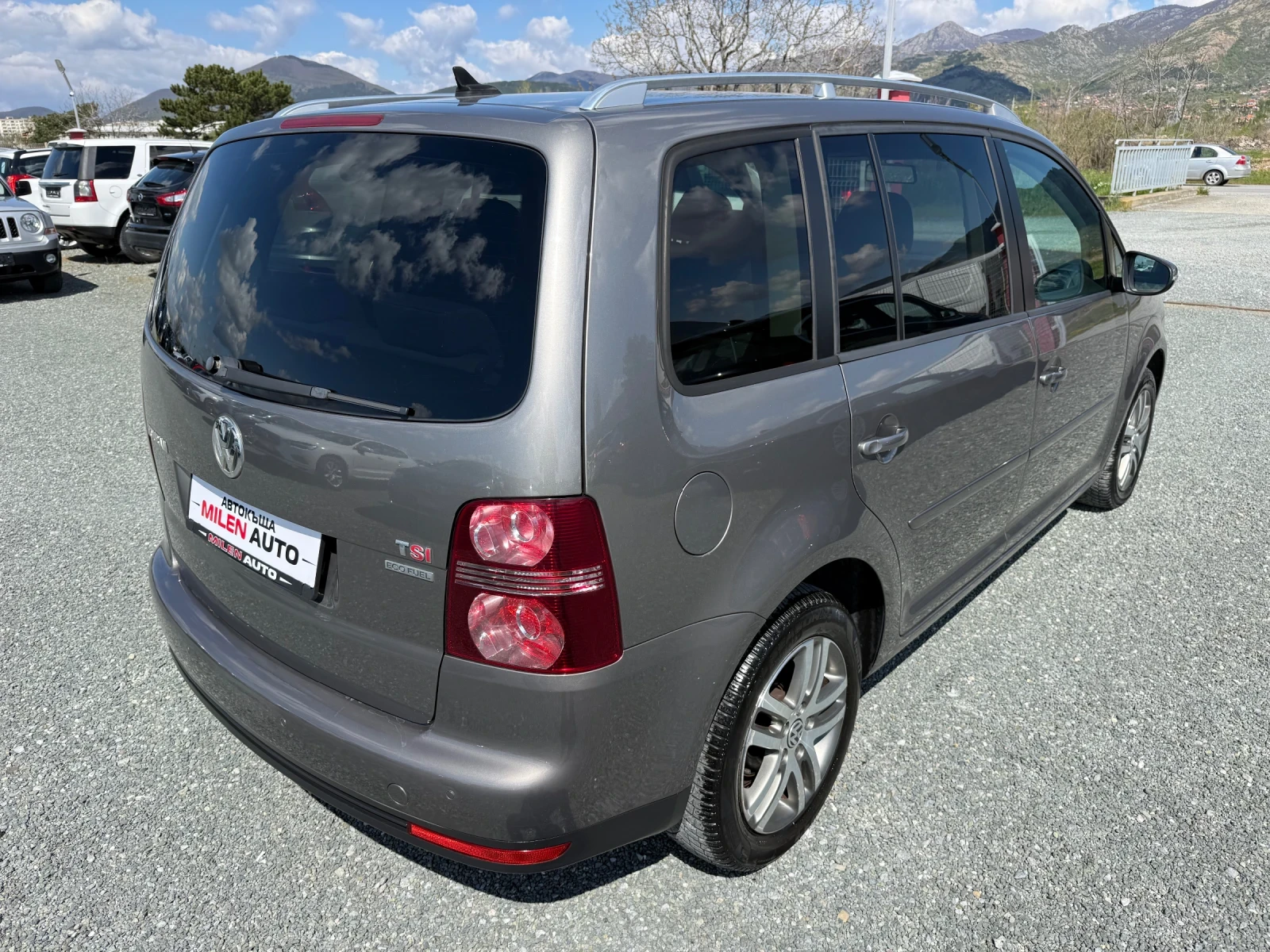 VW Touran (KATO ����)^(�����)^(7-�����) | Mobile.bg � ����������� 6