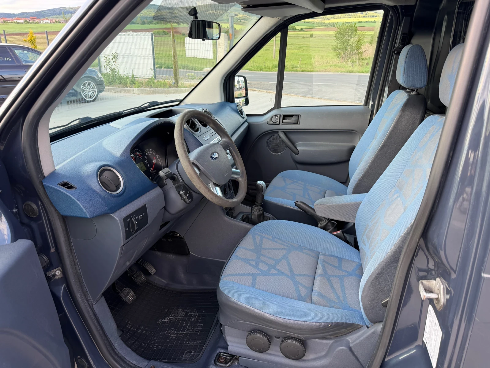 Ford Connect Т200, снимка 9 - Автомобили и джипове - 54568171