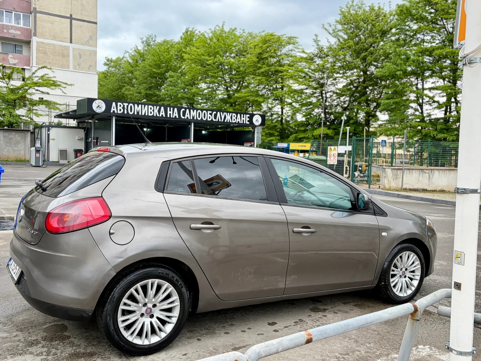 Fiat Bravo 1.9 JTD 8V, снимка 5 - Автомобили и джипове - 54643600