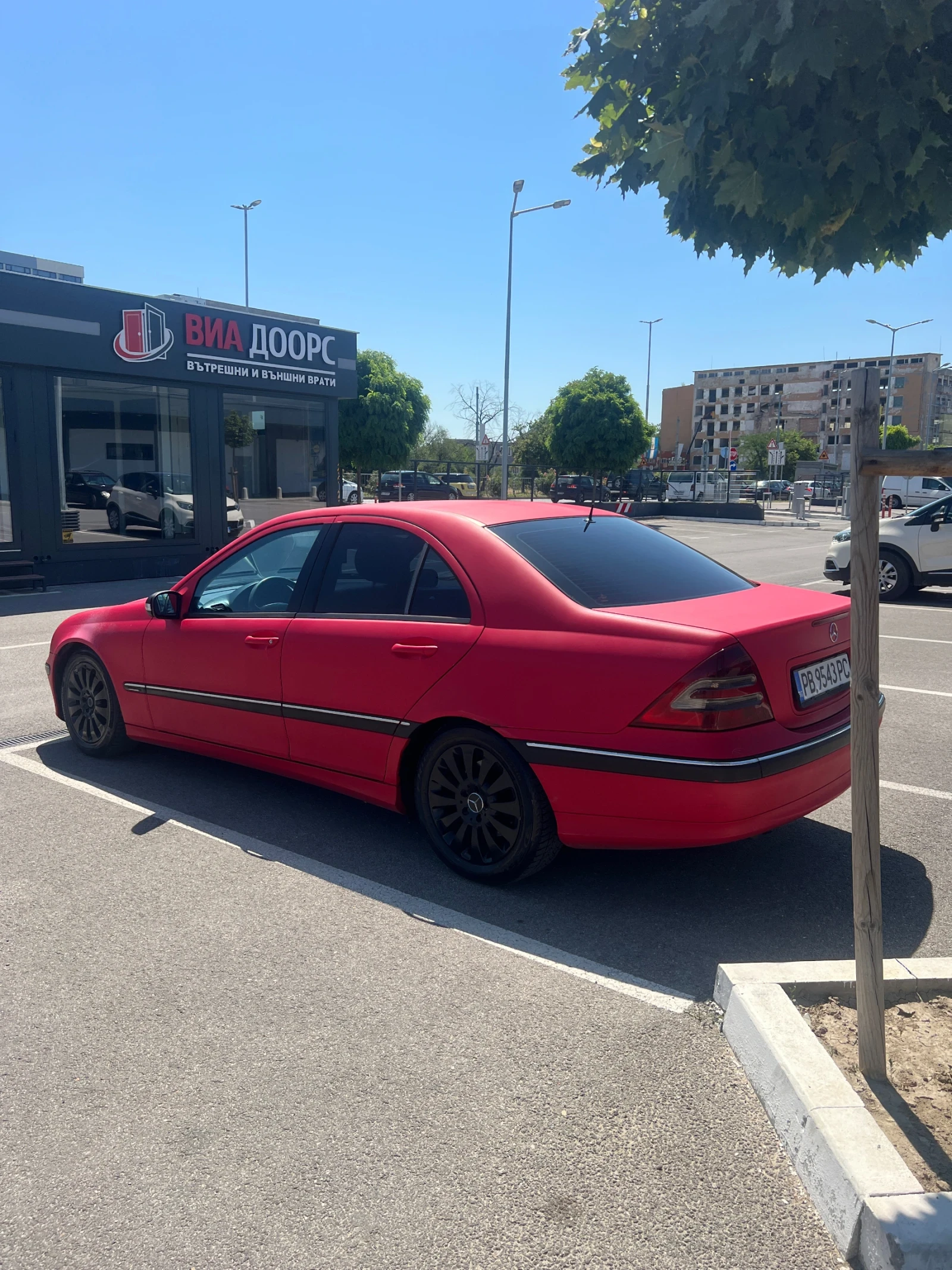 Mercedes-Benz C 270 CDI / AUTOMATIC / KLIMA , снимка 3 - Автомобили и джипове - 55296323