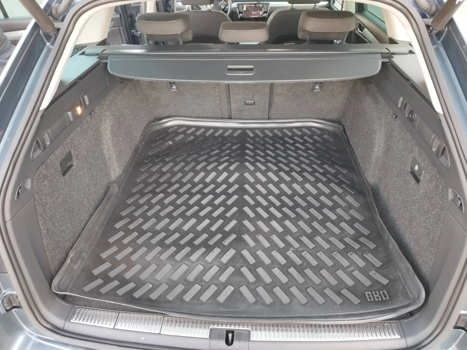 Skoda Superb 2.0 TDI 190к.с, снимка 16 - Автомобили и джипове - 55545276
