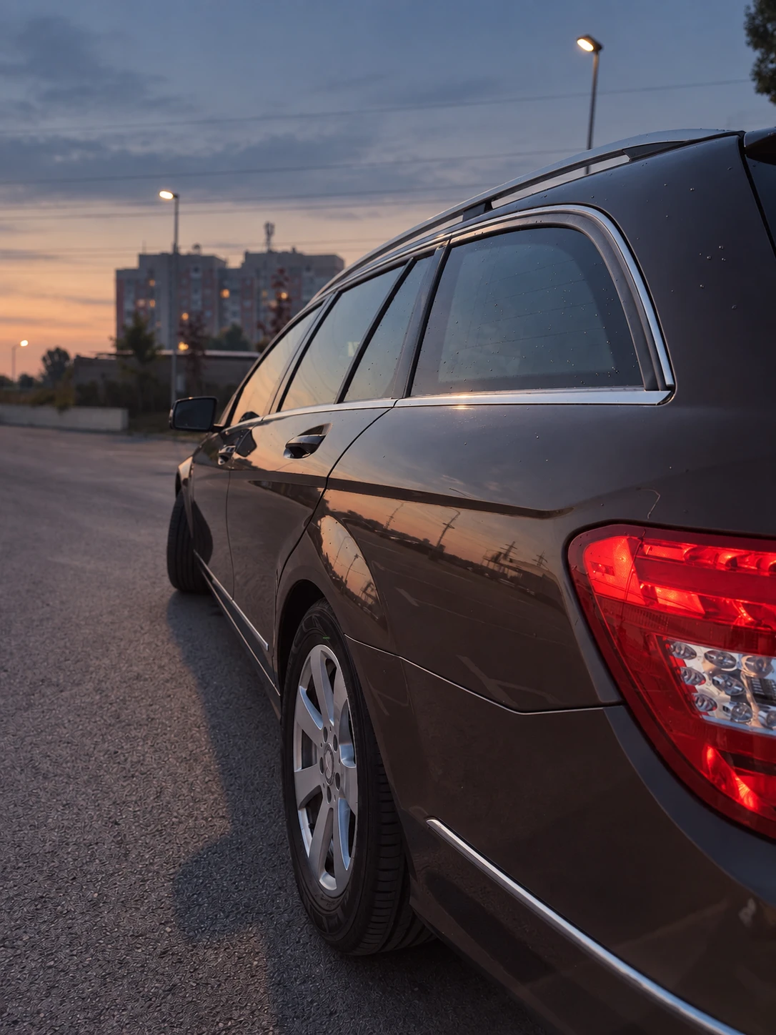 Mercedes-Benz C 200, снимка 5 - Автомобили и джипове - 55684696