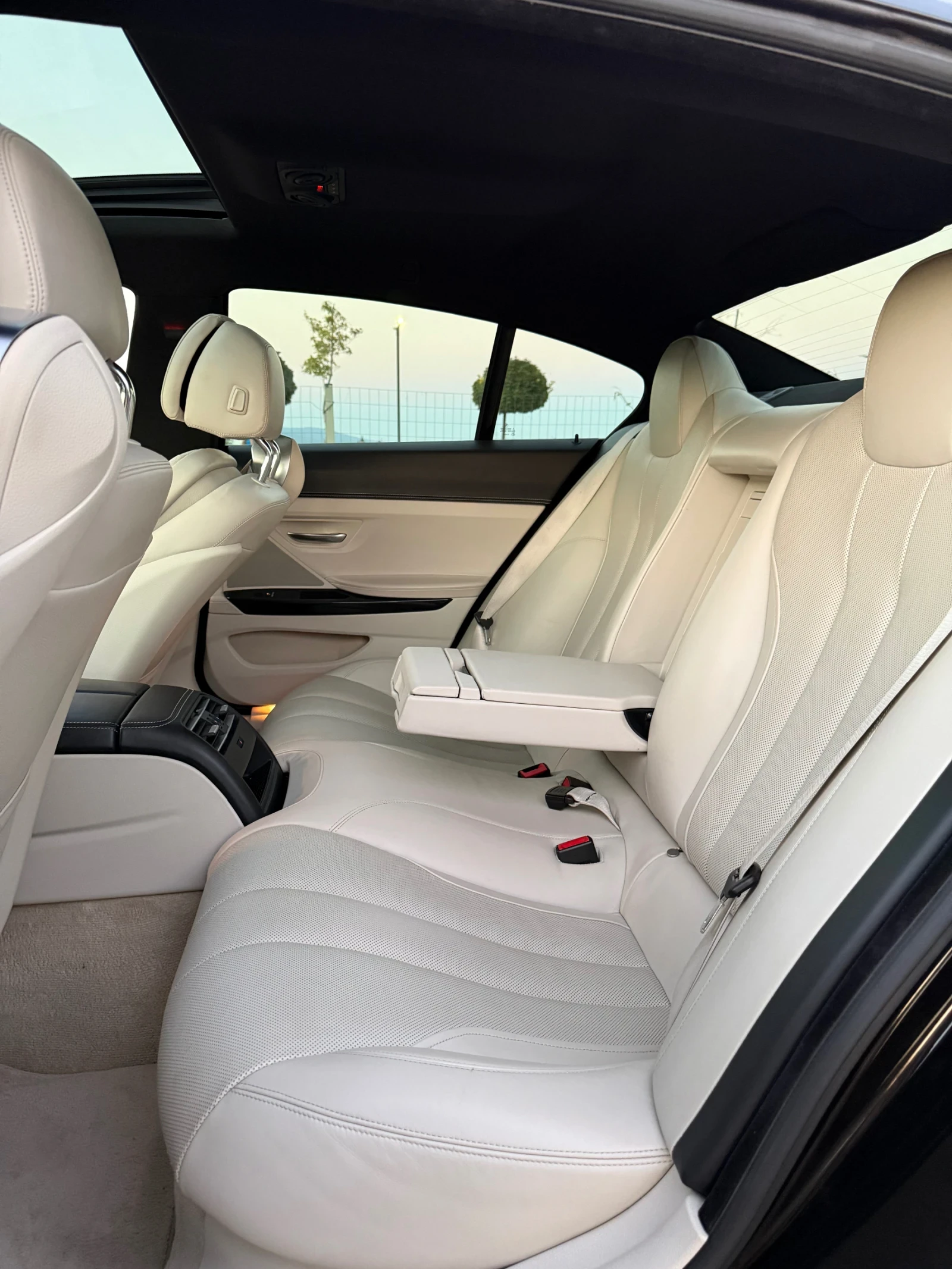 BMW 640 ШВЕЙЦАРИЯ 100% РЕАЛЕН ВИДЕО FULL XDRIVE GRANDCOUPE, снимка 15 - Автомобили и джипове - 55752436