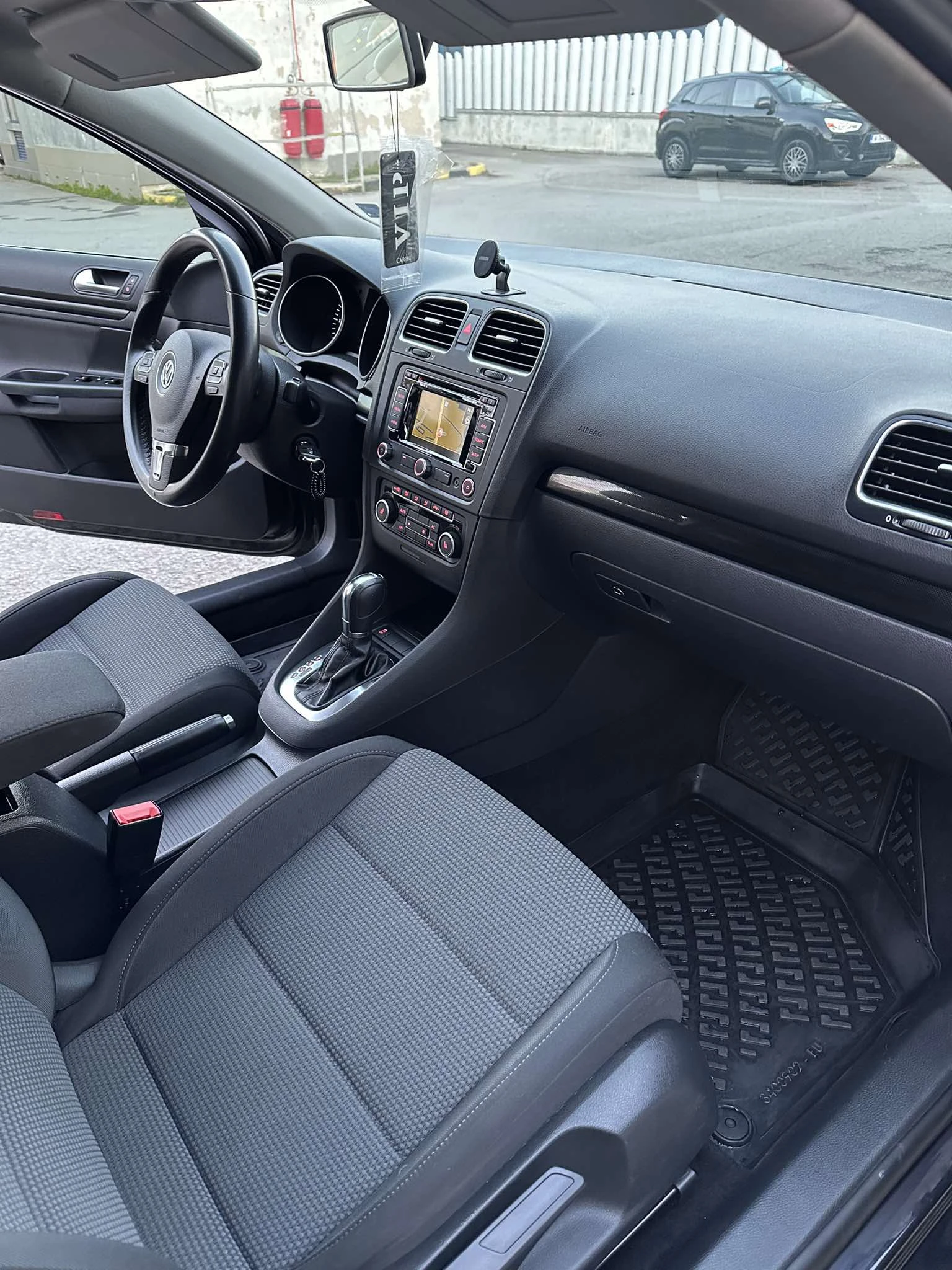 VW Golf SWIS, снимка 15 - Автомобили и джипове - 56354498