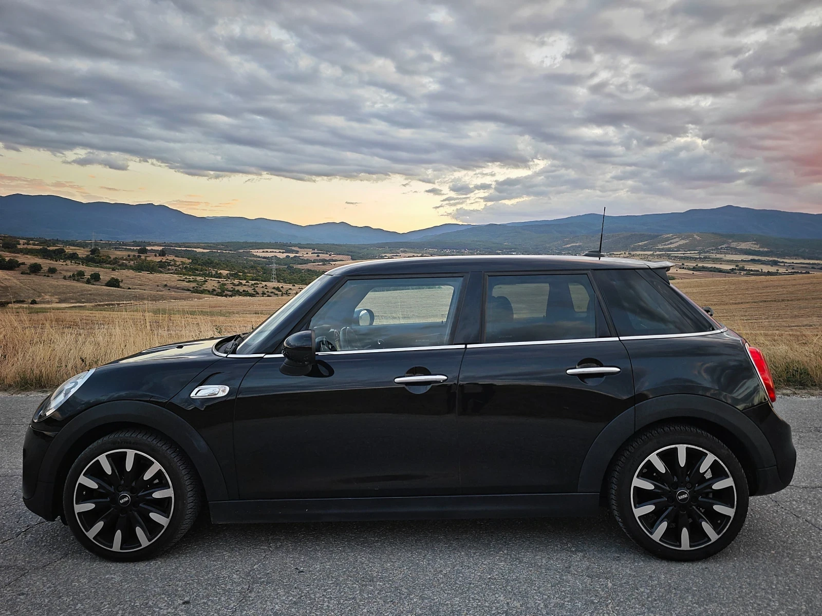 Mini Cooper s Mini cooper SD * JWC* 2.0D/170ks* Автомат* , снимка 7 - Автомобили и джипове - 56261060