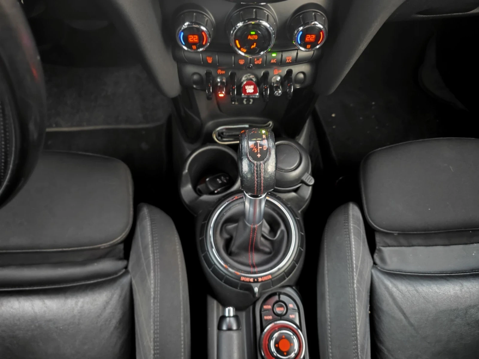 Mini Cooper s Mini cooper SD * JWC* 2.0D/170ks* Автомат* , снимка 13 - Автомобили и джипове - 56261060