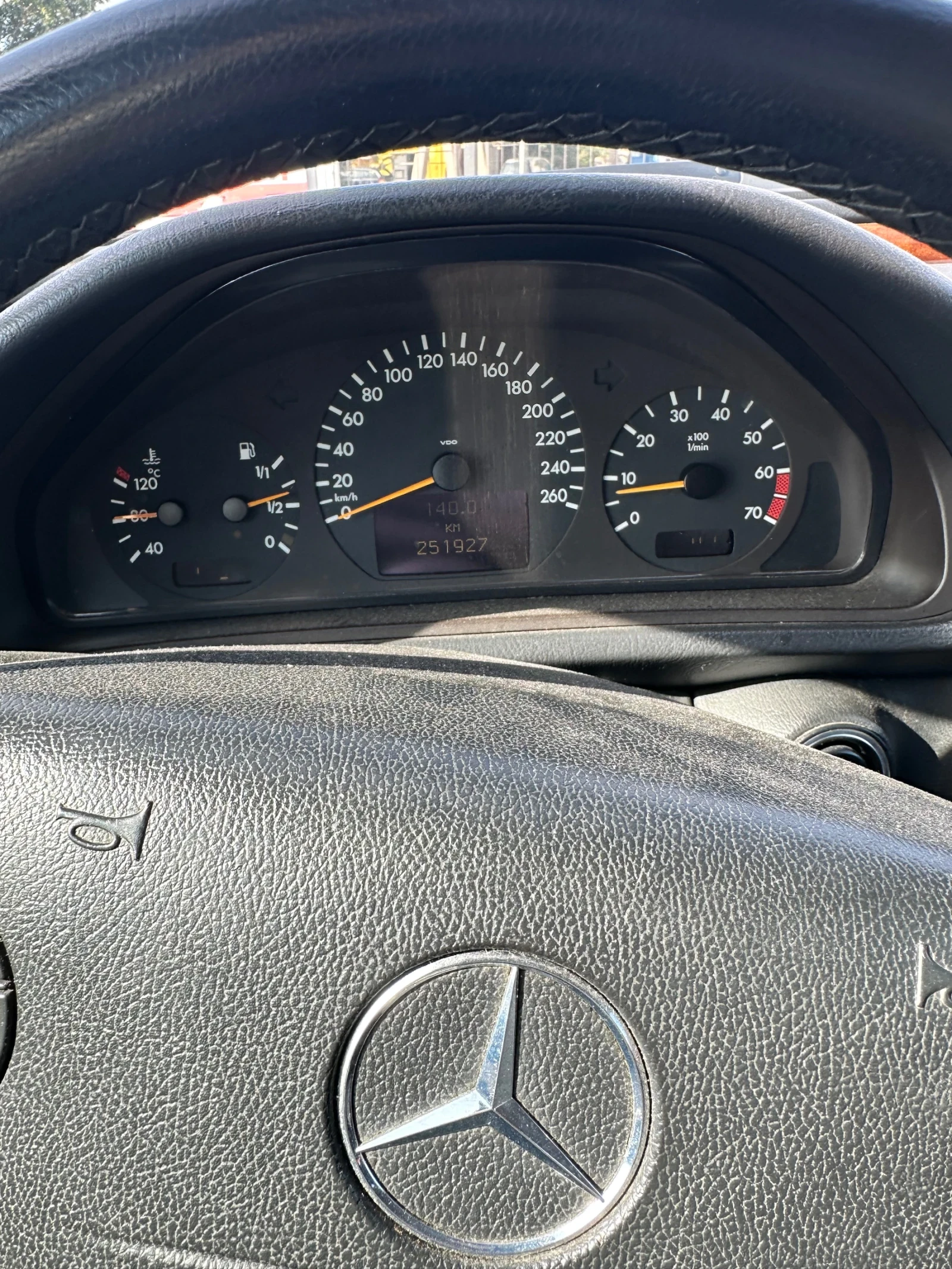 Mercedes-Benz CLK, снимка 6 - Автомобили и джипове - 56582902