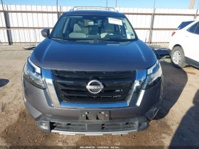 Nissan Pathfinder 3.5l Platinum 2Wd, снимка 13
