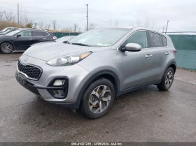 Kia Sportage 2.4L I-4 DI, DOHC, VVT, 181HP All Wheel Drive, снимка 2