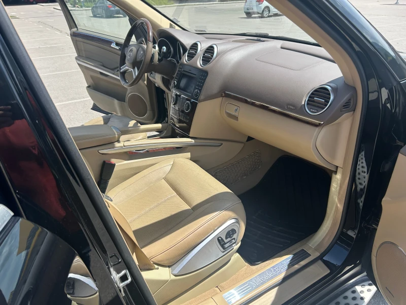 Mercedes-Benz GL 550, снимка 12 - Автомобили и джипове - 52493496
