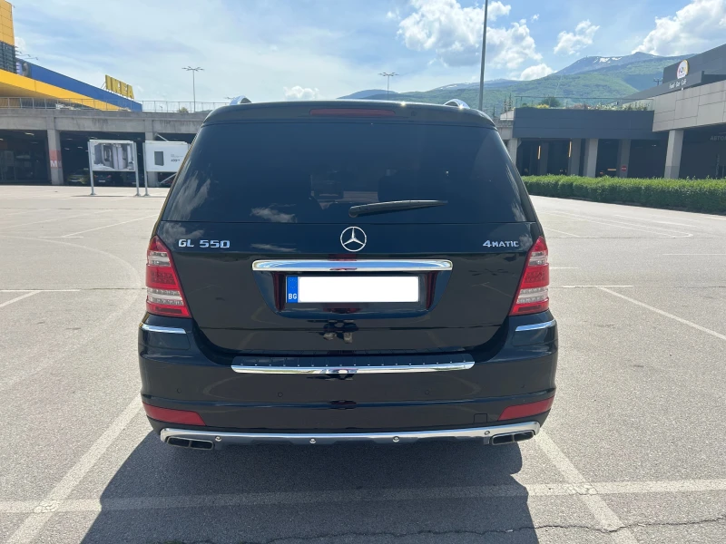 Mercedes-Benz GL 550, снимка 8 - Автомобили и джипове - 52493496