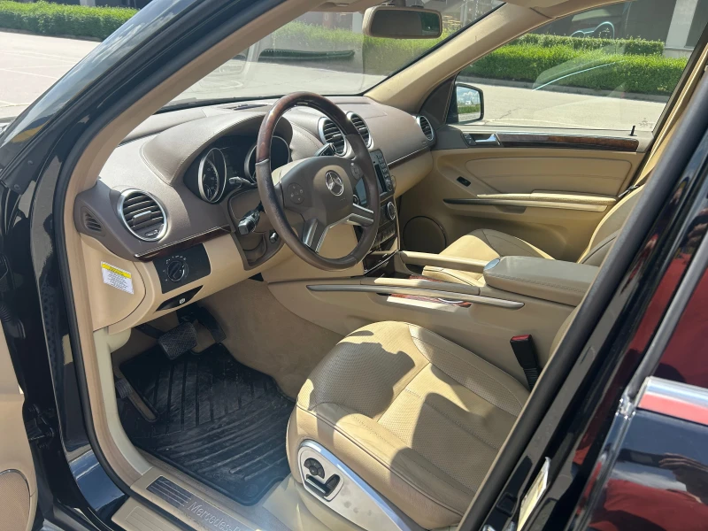 Mercedes-Benz GL 550, снимка 10 - Автомобили и джипове - 52493496