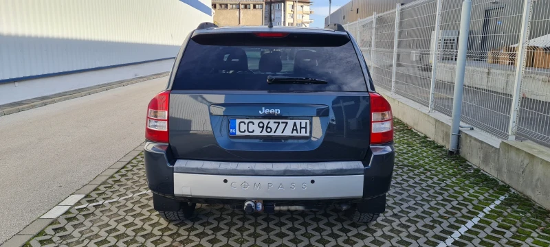 Jeep Compass 2.4 бензин , снимка 8 - Автомобили и джипове - 48637801