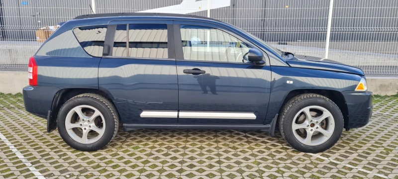 Jeep Compass 2.4 бензин , снимка 2 - Автомобили и джипове - 48637801