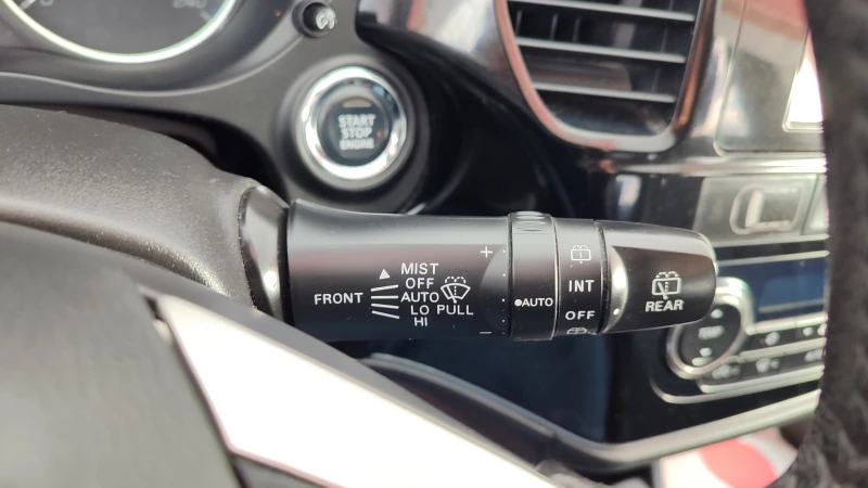 Mitsubishi Outlander 4x4 7места, снимка 10 - Автомобили и джипове - 49616845