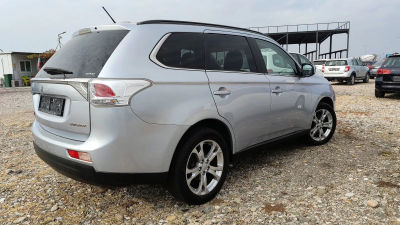 Mitsubishi Outlander 4x4 7места, снимка 4 - Автомобили и джипове - 49616845