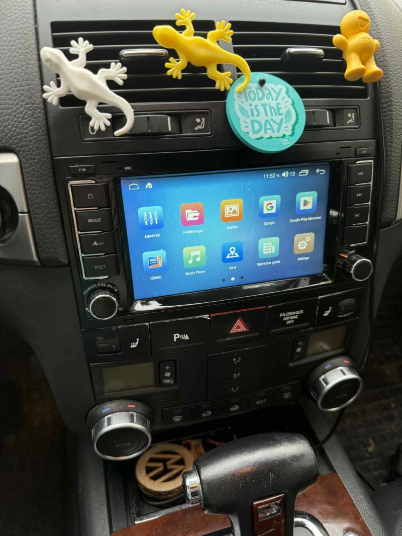 VW Touareg, снимка 7 - Автомобили и джипове - 52663895