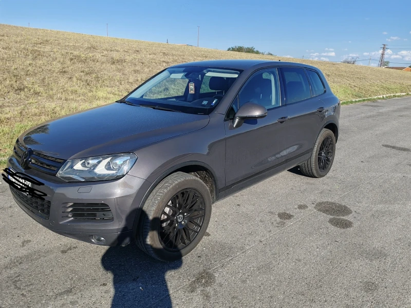 VW Touareg 3.0 TDI, снимка 2 - Автомобили и джипове - 52930273