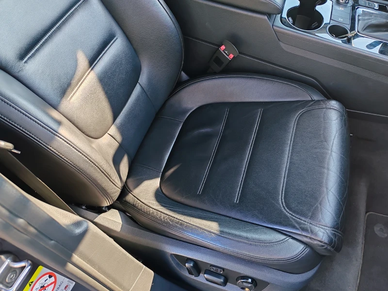 VW Touareg 3.0 TDI, снимка 7 - Автомобили и джипове - 52930273
