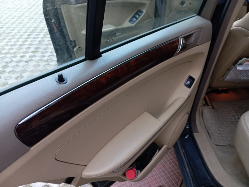 Mercedes-Benz ML 320, снимка 13 - Автомобили и джипове - 52957498