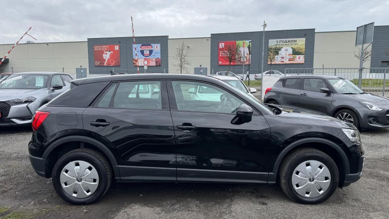 Audi Q2 1.4i АВТОМАТИК! Внос ШВЕЙЦАРИЯ!PDC, TEL, NAVI, LED, снимка 4 - Автомобили и джипове - 53230600