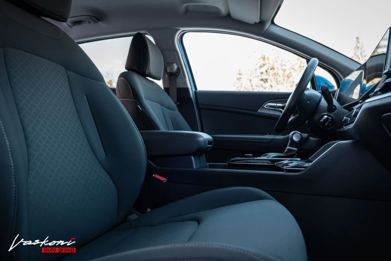 Kia Sportage V 1.6 CRDi DCT ГАРАНЦИЯ, снимка 15 - Автомобили и джипове - 53355747