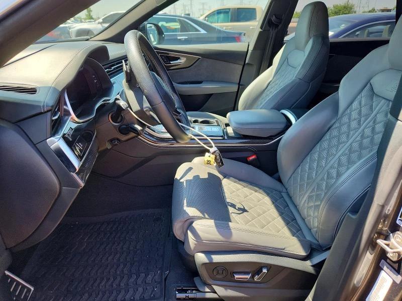 Audi SQ8 PRESTIGE| B&O| DISTRONIC| MATRIX| HUD, снимка 7 - Автомобили и джипове - 56003866