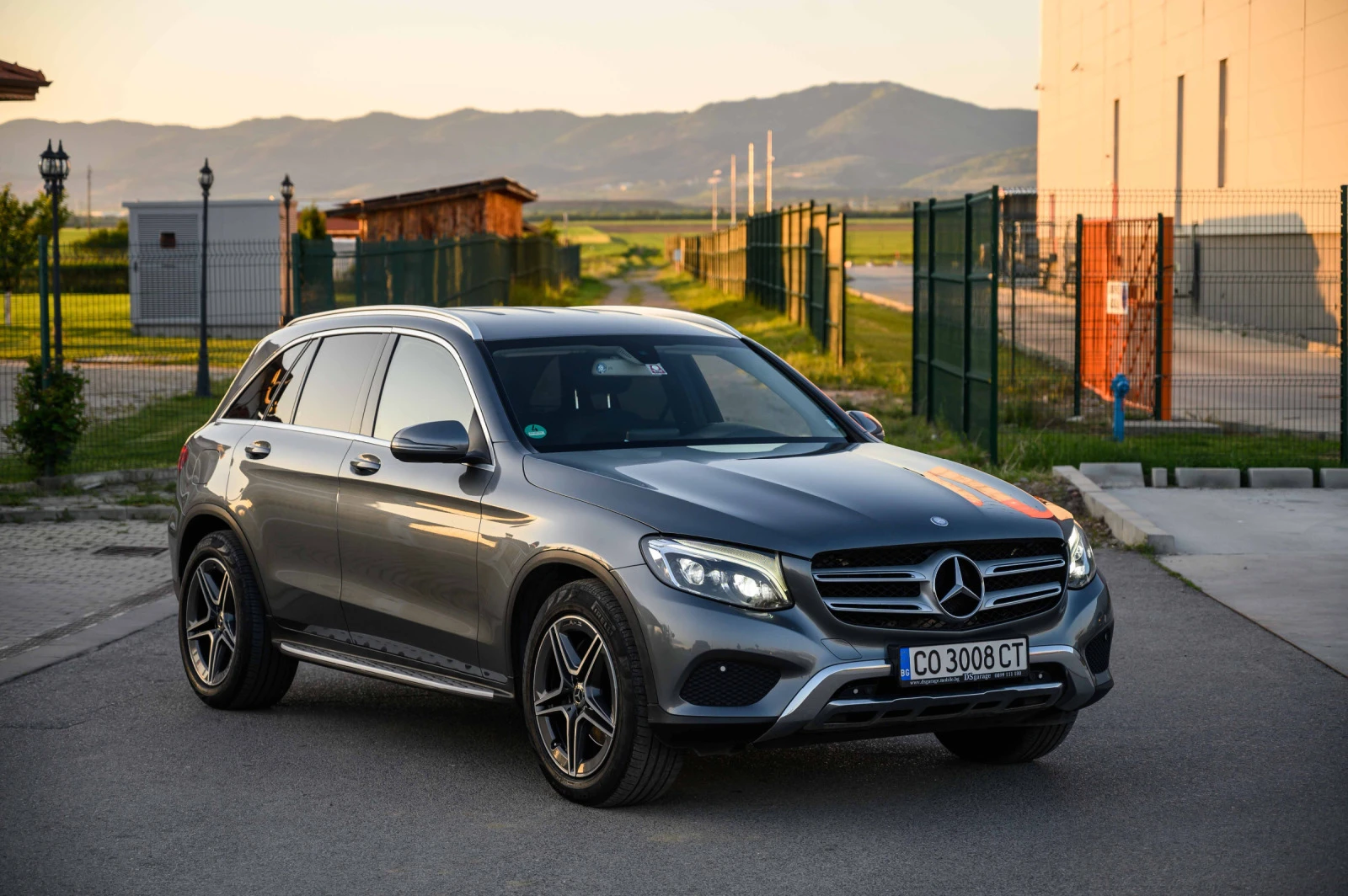 Mercedes-Benz GLC 220 4Matic* AMG* Matrix* Германия - изображение 2