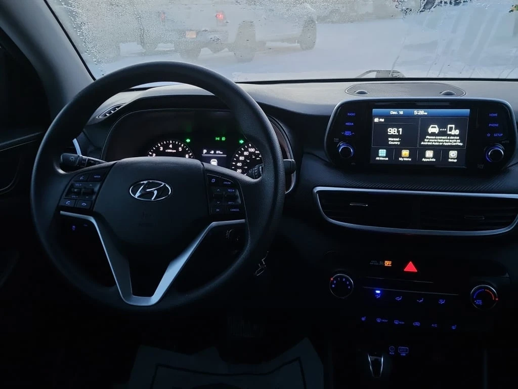 Hyundai Tucson * ESSENTIAL * CARFAX * ���� �� �� | Mobile.bg � ����������� 10